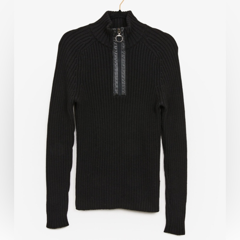 Prada 100% Wool half zip sweater L (48)